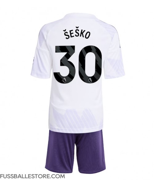 Günstige Manchester United Benjamin Sesko #30 Auswärts Trikotsatzt Kinder 2025-26 Kurzarm (+ Kurze Hosen) Günstige Manchester United Benjamin Sesko #30 Auswärts Trikotsatzt Kinder 2025-26 Kurzarm (+ Kurze Hosen)